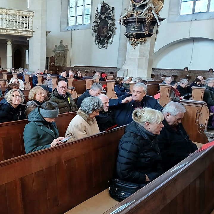 Zeit zur inneren Einkehr Mitglieder im Kaiserdom